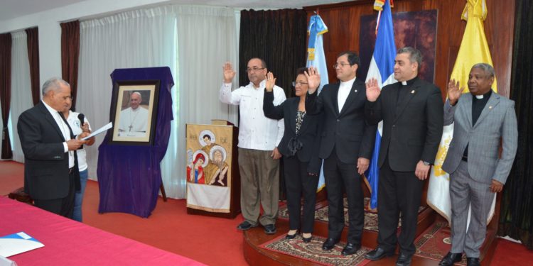 Escogen a Secilio Espinal presidente de Aduca