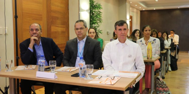 Presidente CAID invita a explorar vías que amplíen cobertura y calidad