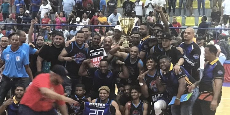 Gregorio ¡Campeón! Torneo Baloncesto Superior de Barahona