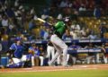 Estrellas ganan primer juego