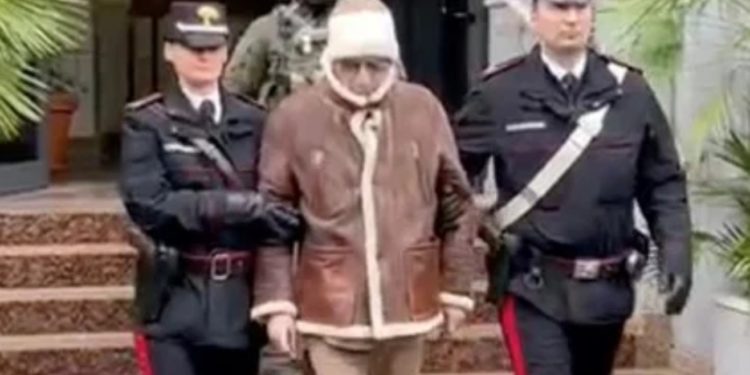 Detienen jefe de la mafia «Cosa Nostra»