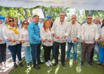 Abinader inaugura Festival del Tomate de Azua