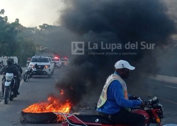 Protestan por agua en Río Chill