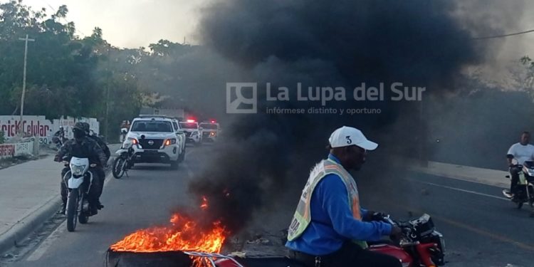 Protestan por agua en Río Chill