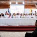 Médicos deciden seguir lucha