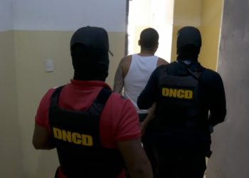 Arrestan dominicano en Azua por decomiso de 2.3 kilogramos de cocaína en España