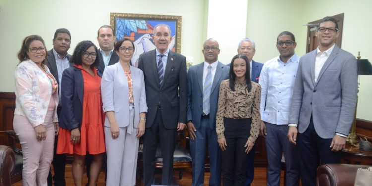 García Fermín Junta Directiva de DOPNIA