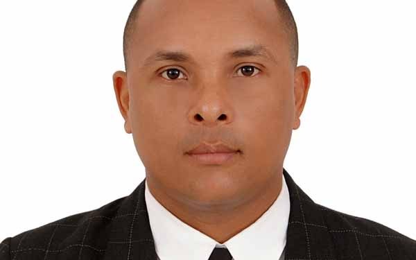 Con 10 días en el PRM Lino busca candidatura a alcade