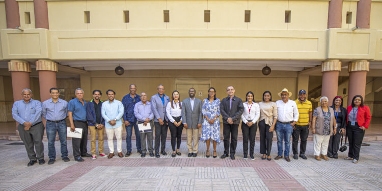 Ministerio Público trata con periodistas sobre justicia