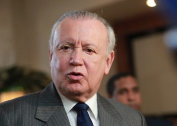 Alburquerque: «con salario de 2011 se adquiría el 88% de la canasta básica, ahora el 41%