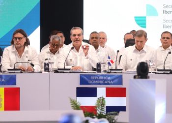 Abinader exige «pacificar» Haití