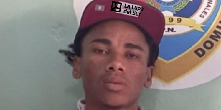 Se entrega alias «Pepo», sospechoso de participar en tiroteo en Santa Elena