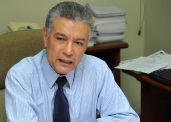 Ángel Lockward no estaba en casa y va a entregarse