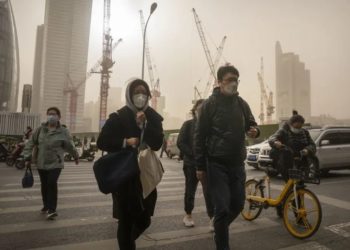 Tormenta de arena cubren Pekín y norte de China