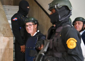 Recesan hasta el viernes coerción a calamares