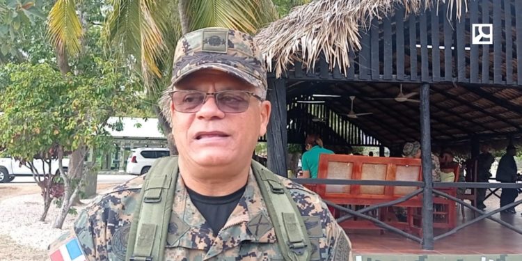 Mayor General Fernández Onofre niega hagan descuentos a militares