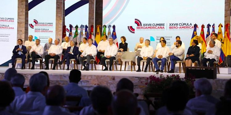 Inició Cumbre Iberoamericana en Santo Domingo