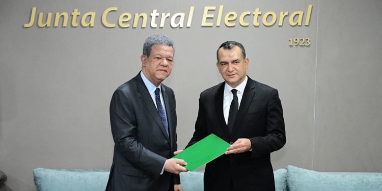 Fuerza del Pueblo «crece como la verdolaga»