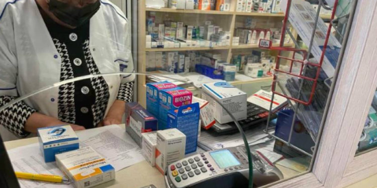 Comprar medicina «lujo» de pocos en RD