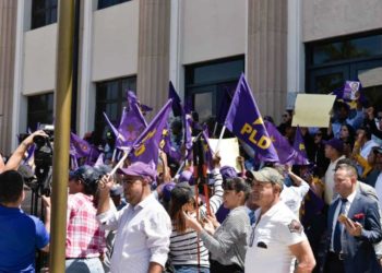 Peledeístas se enfrentan a la policía