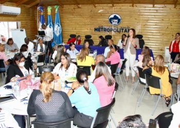 SRSM imparte taller a encargados de RRHH
