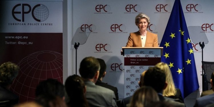 UE advierte a china por Ucrania