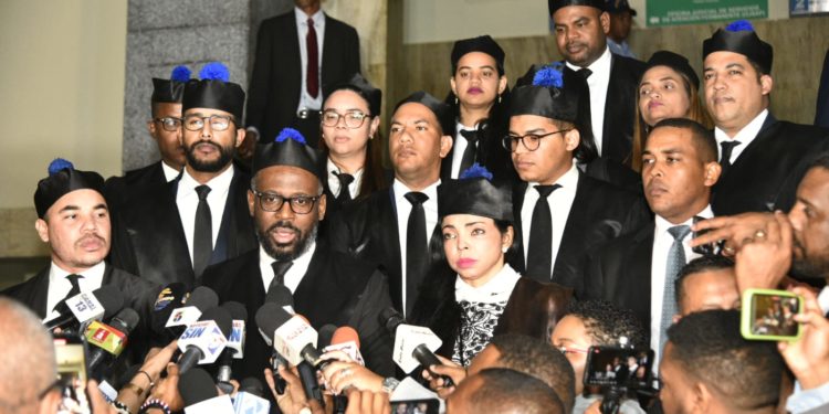 Camacho dice defensas de calamares «no aterrizan»