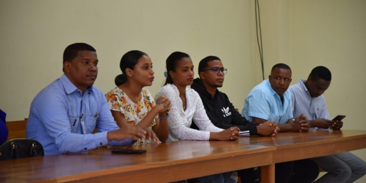 Juramentan directiva Asociación de Estudiantes de Comunicación Social