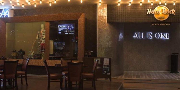 «Cierran» Hard Rock Santo Domingo tras allanamiento