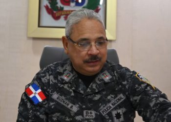 Barahona se queda «sin general»