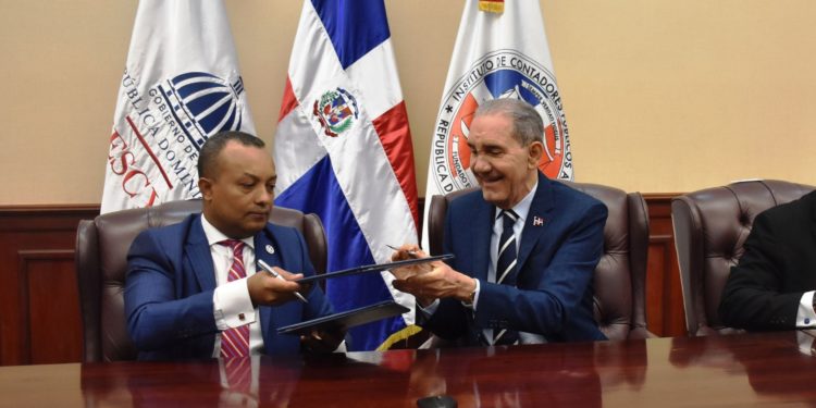 Acuerdo impulsará desarrollo de contadores