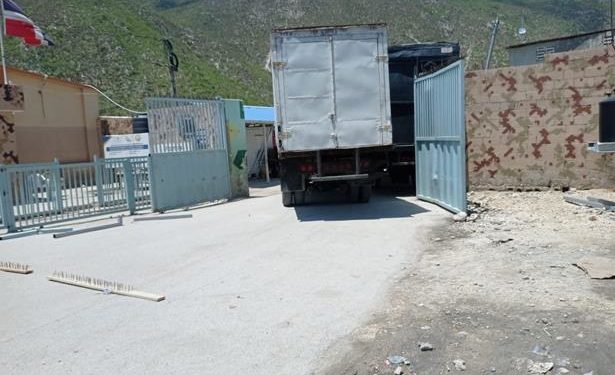 Desbloquean y cierran puerta fronteriza de Jimaní