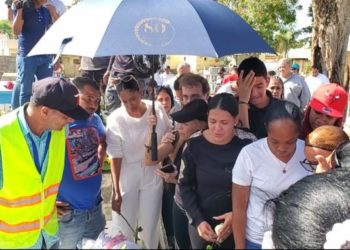 Sepultan locutora y actriz Chantal Jiménez