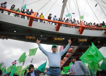 Leonel encabezará este lunes «Marcha Trabajadores FP» del puente de La 17 hasta el Malecón