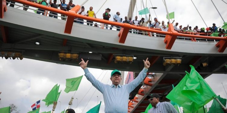Leonel encabezará este lunes «Marcha Trabajadores FP» del puente de La 17 hasta el Malecón