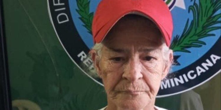 Abuelita que «amenazó de muerte» a Abinader es arrestada