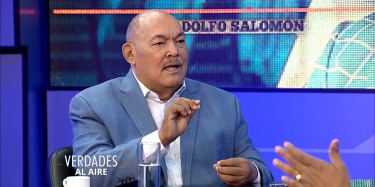 Alburquerque abandona entrevista en televisión