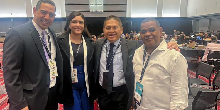 Mictor participa en primera «Cumbre de Ciudades de las Américas»