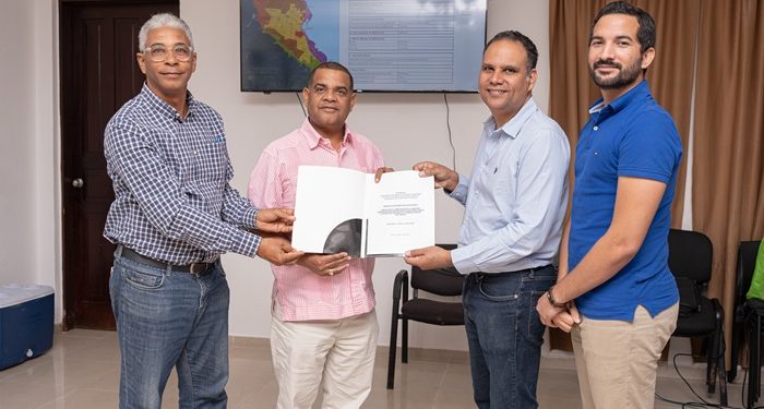 Barahona, «primer municipio en tener su IDSU»