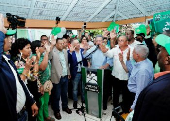 Leonel: «este es un gobierno de picazos»