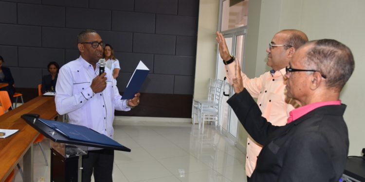 De La Cruz Fernández: «pensemos como región»