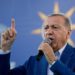 Erdogan logra reelección por estrecho margen