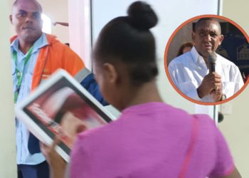 Entregan tabletas a estudiantes de la UASD Recinto Barahona