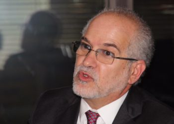 Pancho Álvarez, «no conviene ahora un juicio política a la CC»