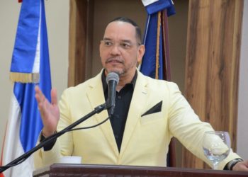 ¿A cuántas personas asistió la Defensoría en primer trimestres 2023?