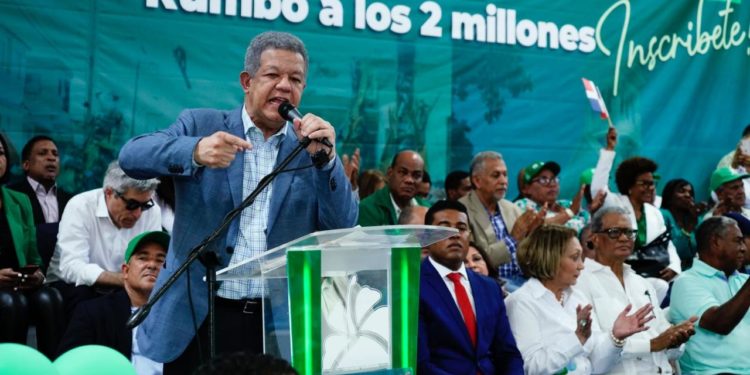 Leonel estará en La Vega y San Francisco de Macorís juramentando nuevos miembros de la FP este domingo