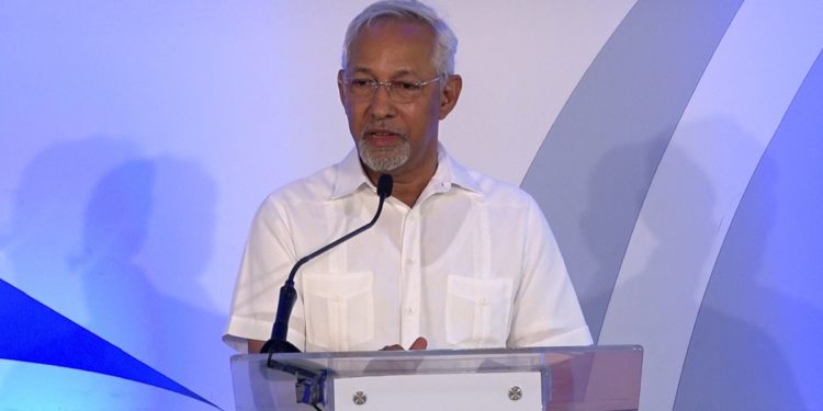 Minerd intervendrá centros afectados por lluvias