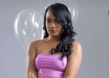 Expareja asesina estilista en salón de belleza