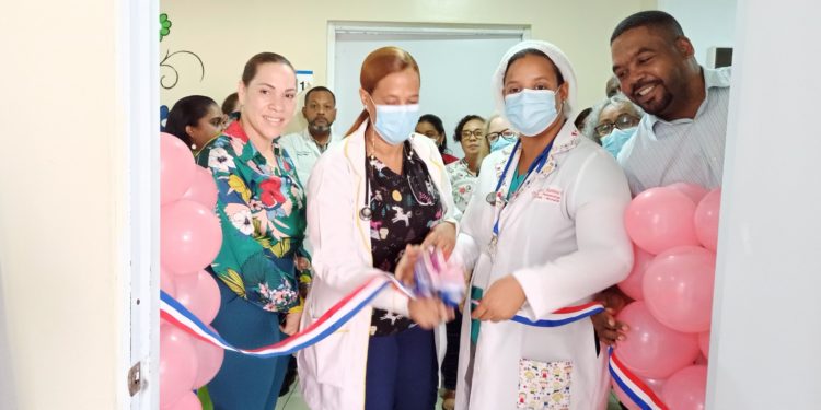 Hospital Jaime Mota inaugura sala “Mamá Canguro”