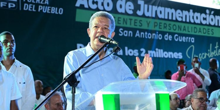 Leonel exige al gobierno que explique desapariciones de jóvenes y secuestros